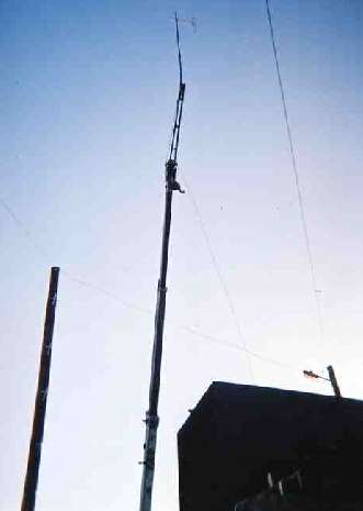 Crane mounted antenna