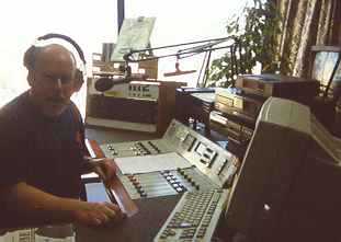 Calypso 102 main studio