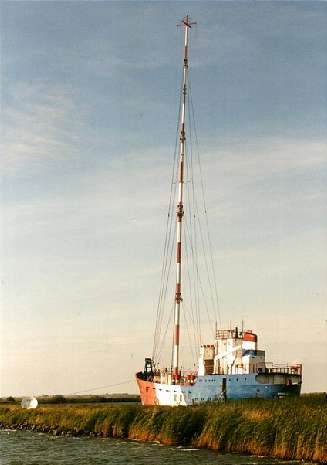 MV Communicator 2002