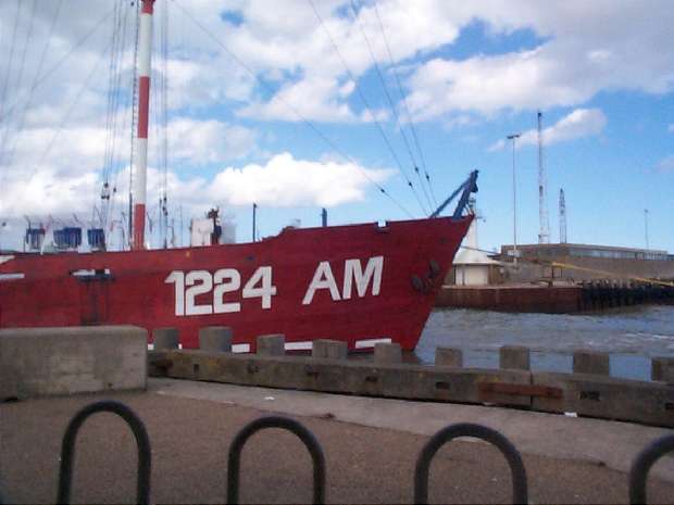 MV Communicator Starboard Bow