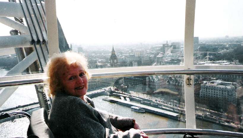 Dorothy flys the London Eye