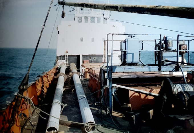 Mast sections