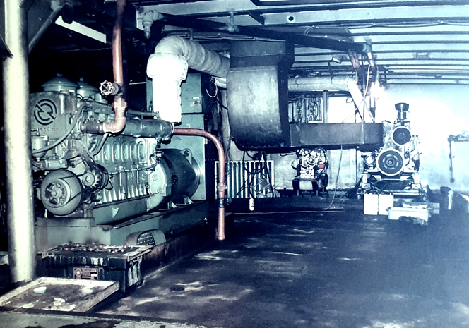 Communicator Engine Room