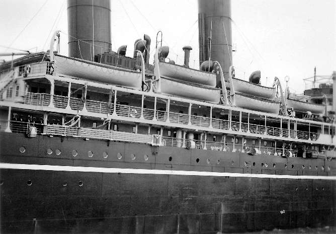 Moldavia Starbourd side