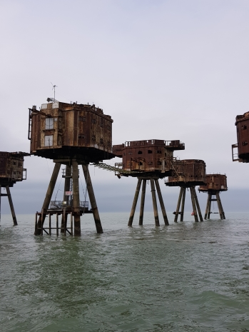 Bofors, G1, Control, G2, Searchlight, G4 Towers