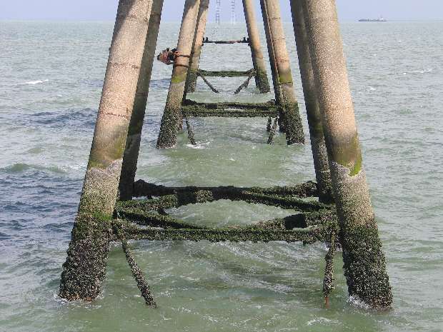 Control, Gun Tower 2 (3) & Searchlight Tower legs