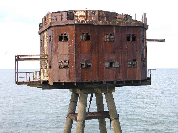 Radio 390 transmission hours on G2