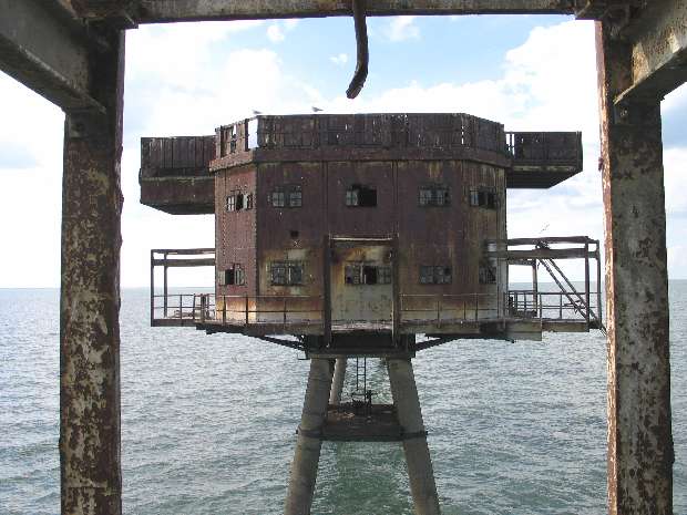 Control tower from G 1 walkway