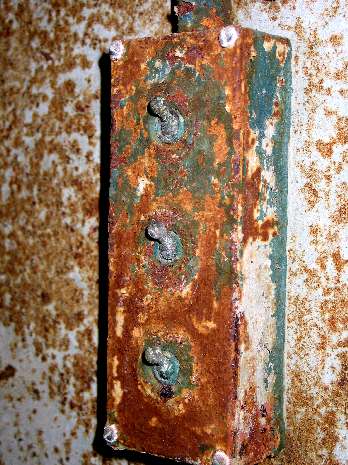 Men's Washroom light switches