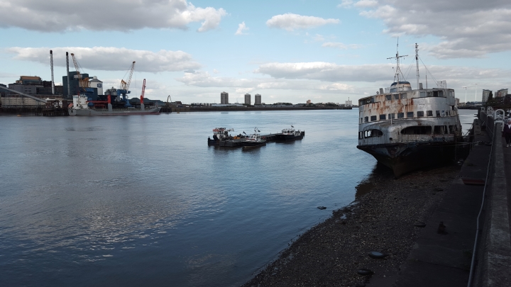 Bow profile with River overview 1