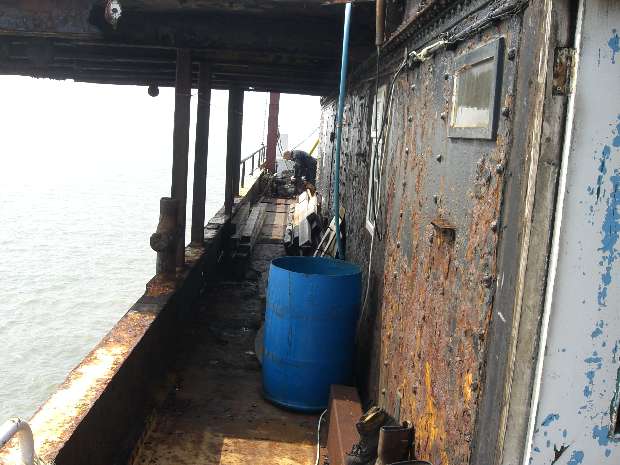 East side walkway looking south