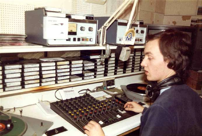 Radio Sovereign Studio with Kevin Turner