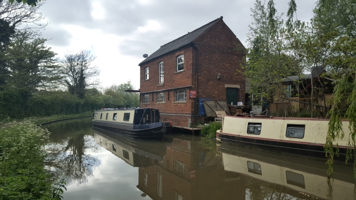 Clifton Cruisers from the towpath