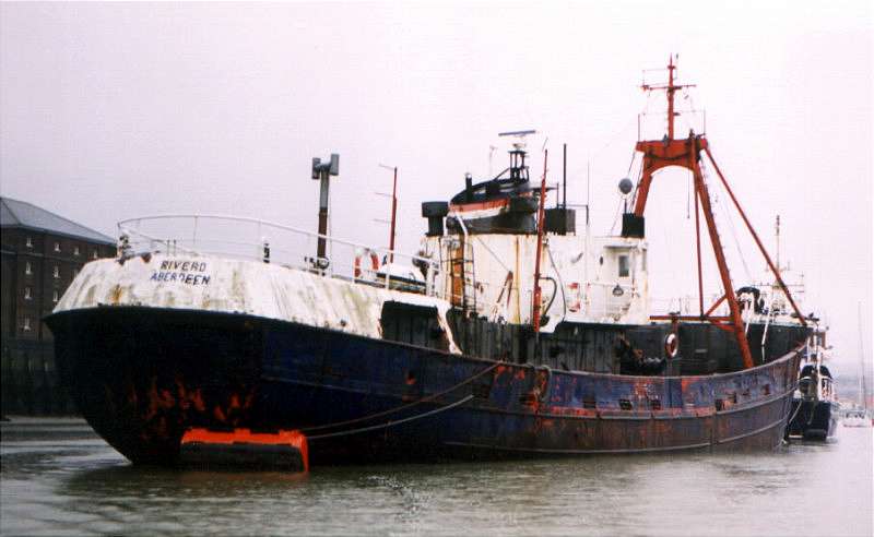 Trawler Rivero on River Medway