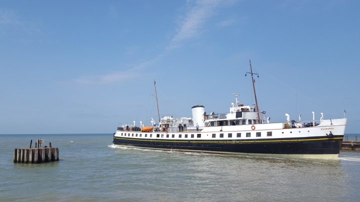 Balmoral leaves Whitstable's West Quay