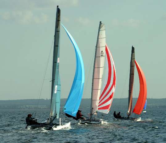 Yachts battle for position Yachts battle for position